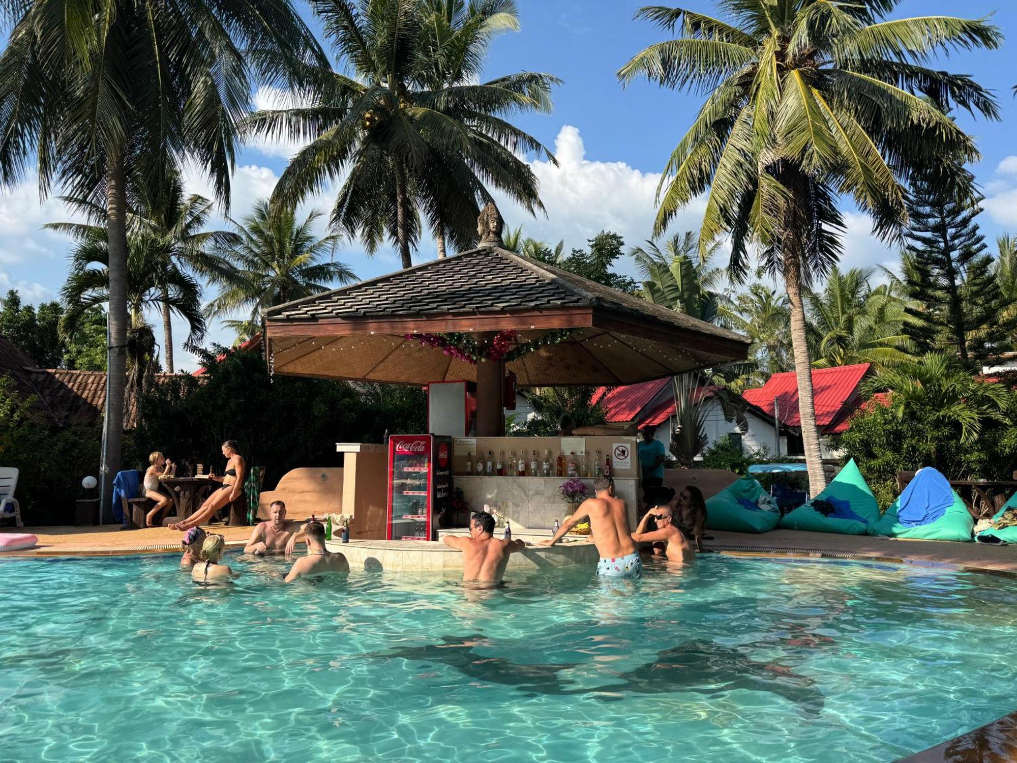 Laguna Beach Club Resort Ко-Ланта Екстер'єр фото